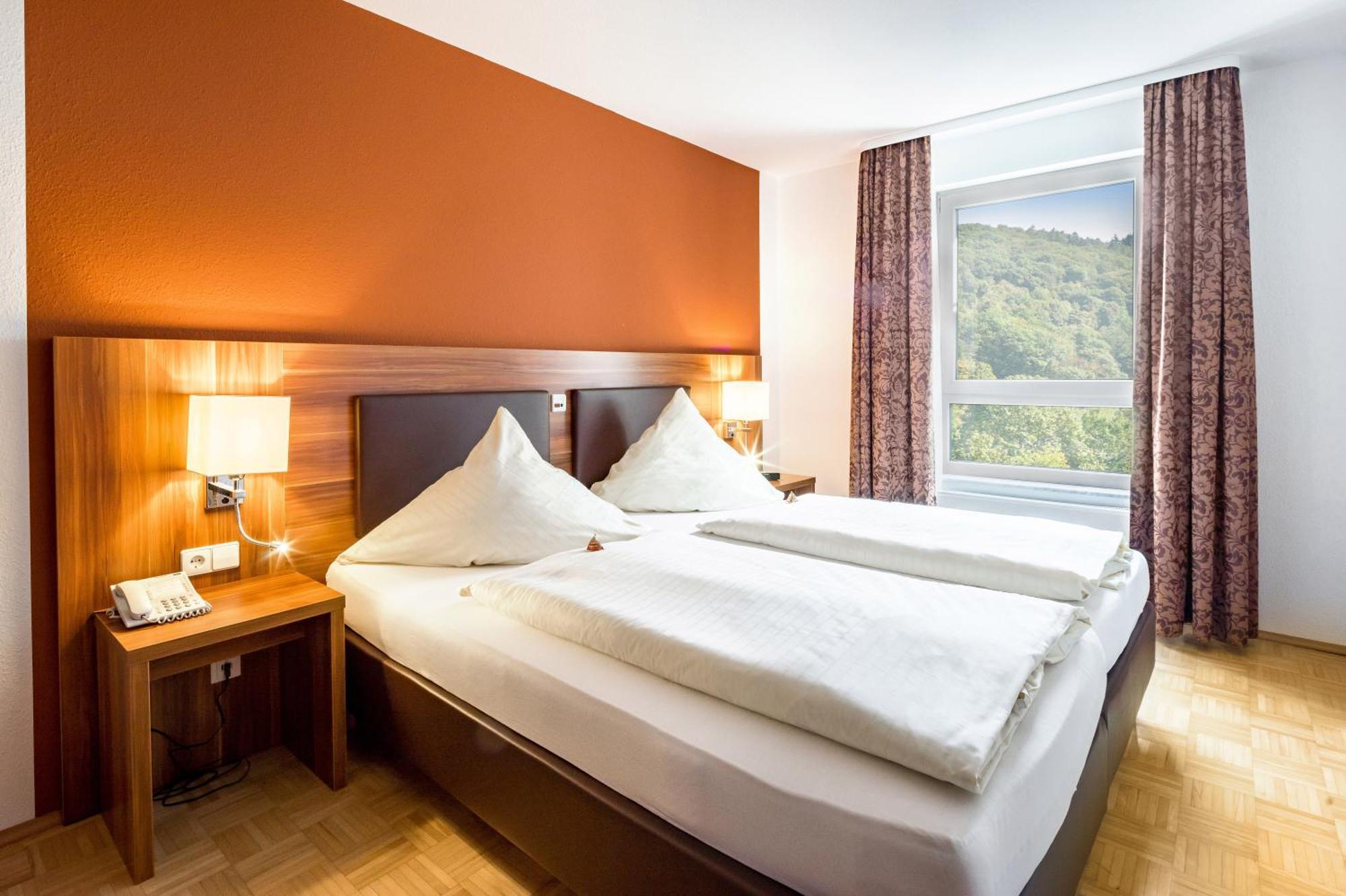 Hotel & Residenz Am Kurpark Schlangenbad Dış mekan fotoğraf